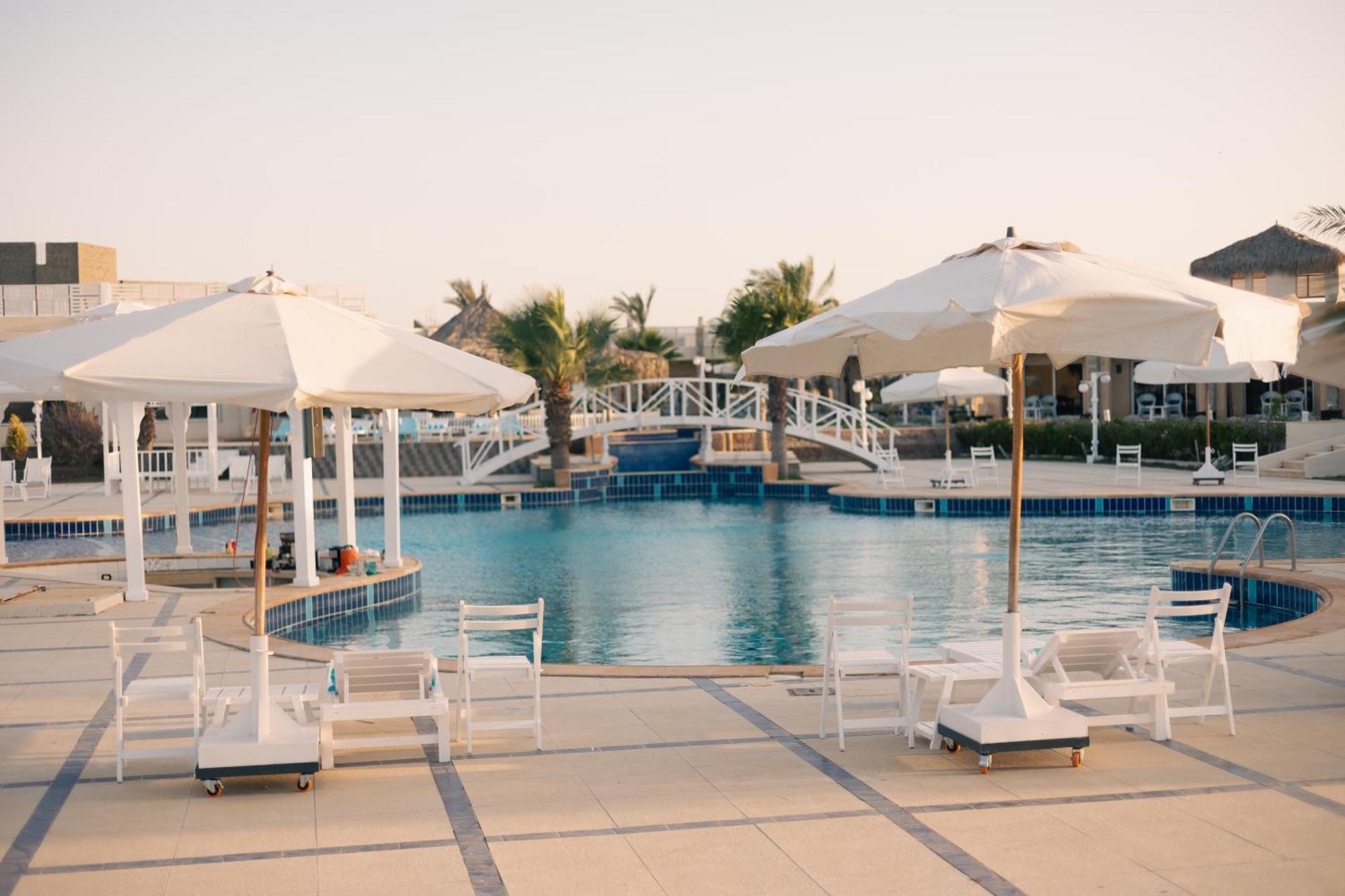 Grand Waha Resort Mersa Matruh Extérieur photo